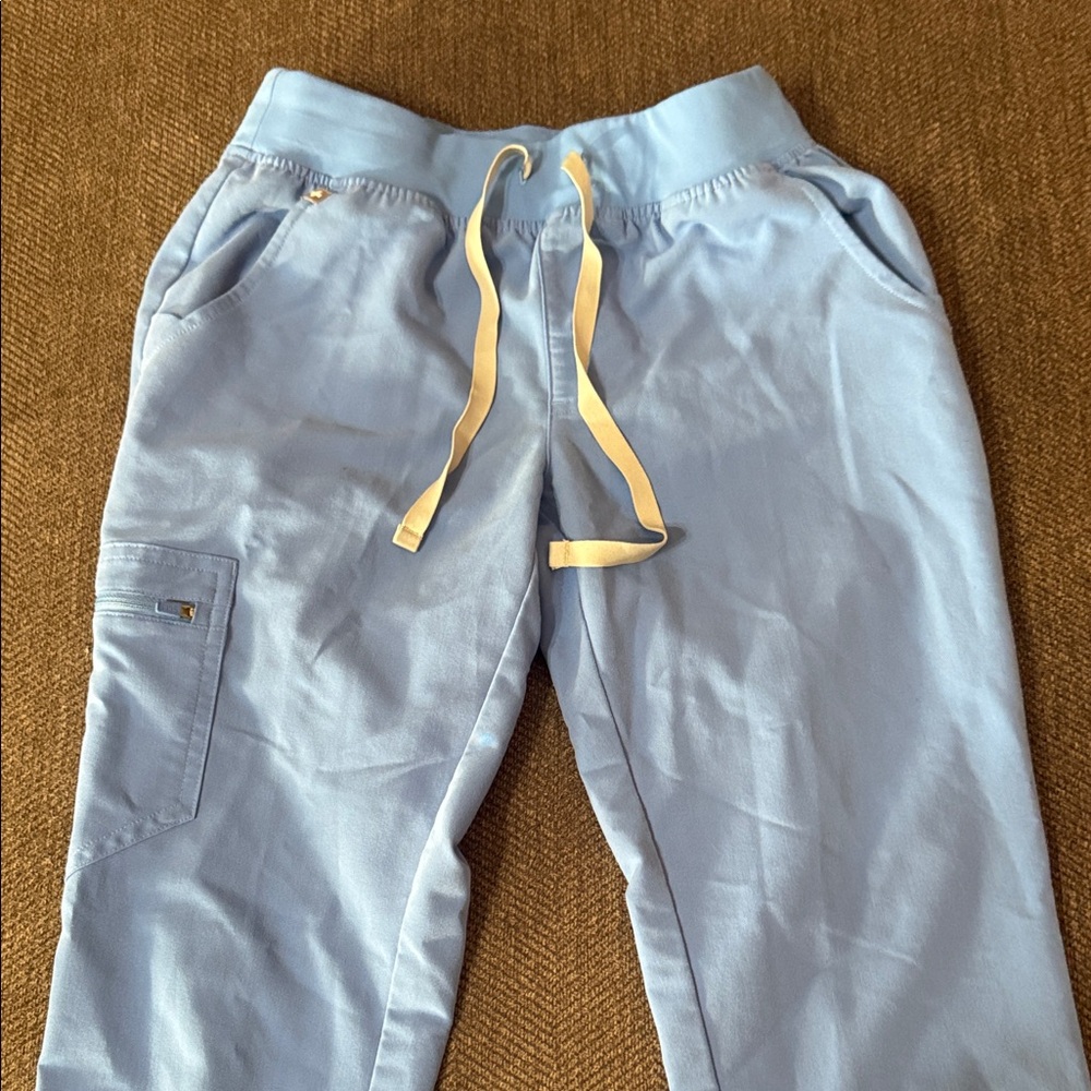 Figs women’s Sky Blue Joggers with Drawstring